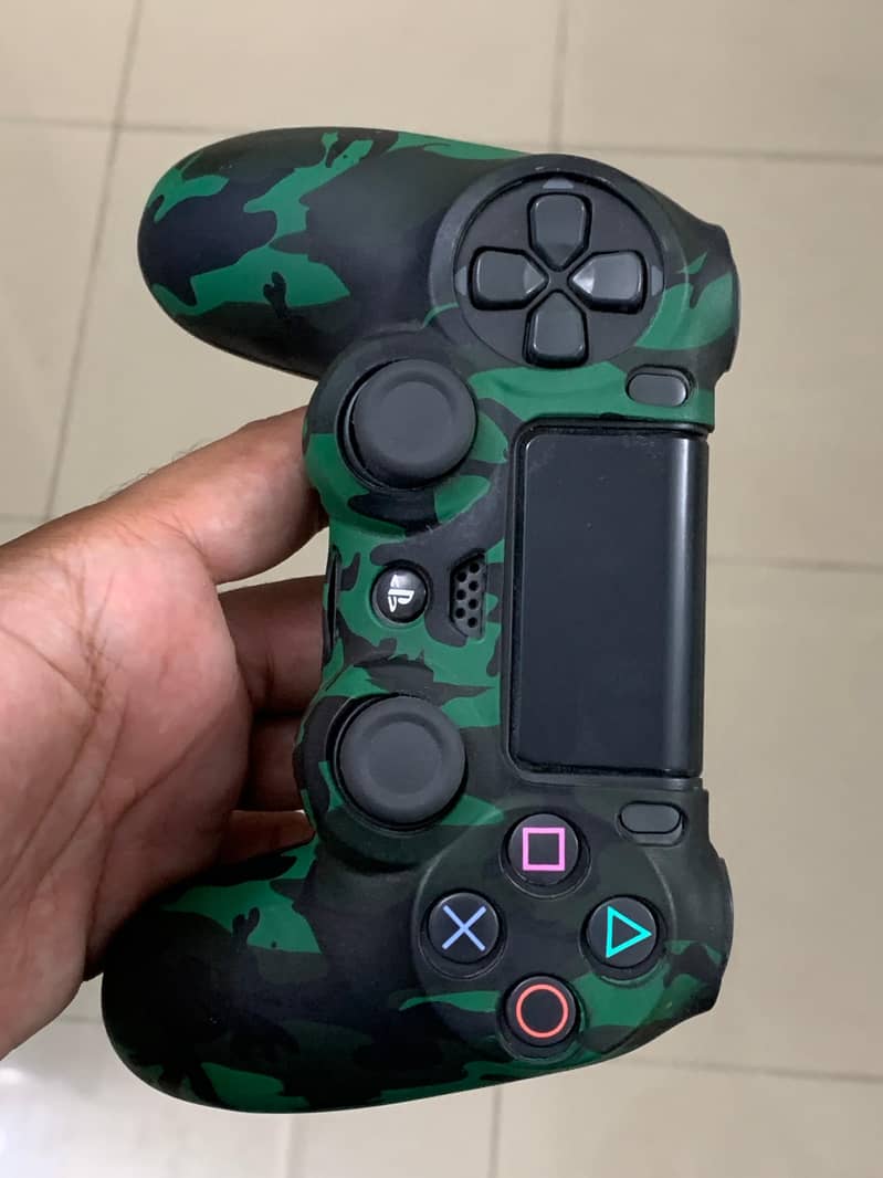 Playstation 4 slim 3