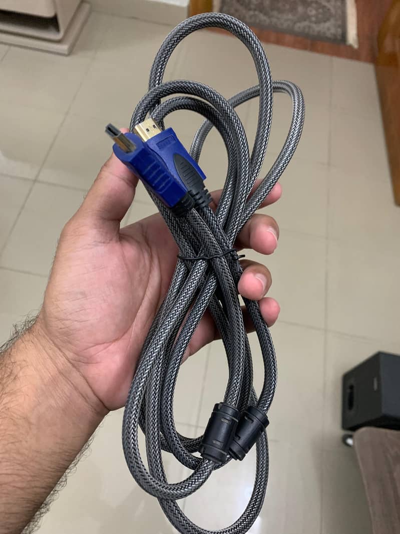 Playstation 4 slim 4