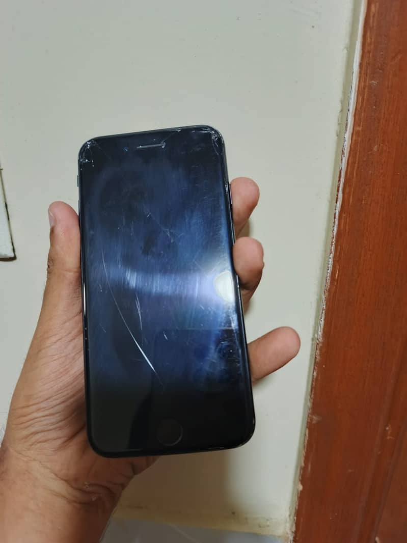 Apple iPhone SE 1