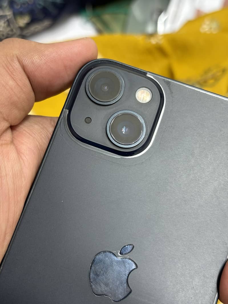 Apple iPhone 13 3
