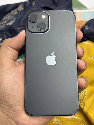Apple iPhone 13