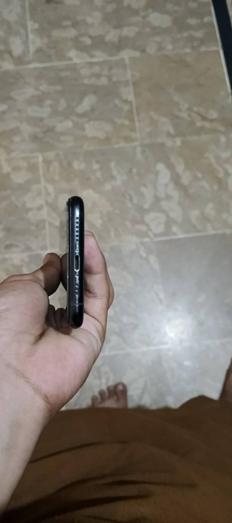 Apple iPhone 11 Pro 4