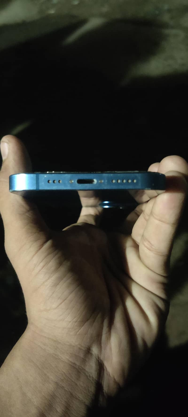 Apple iPhone 13 2