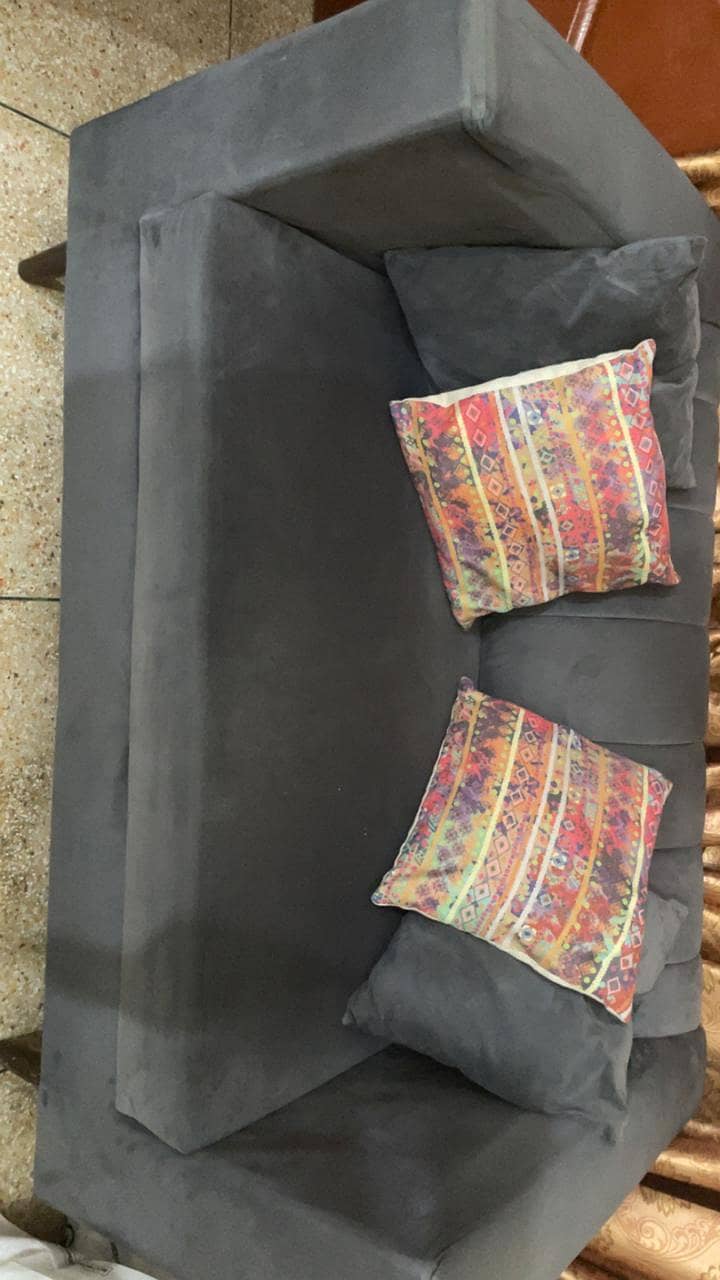 6 seater sofa 1
