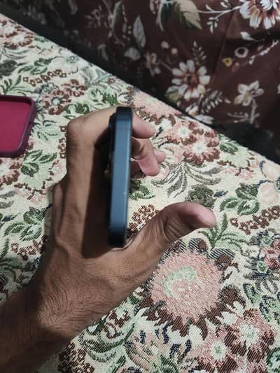 Apple iPhone 14