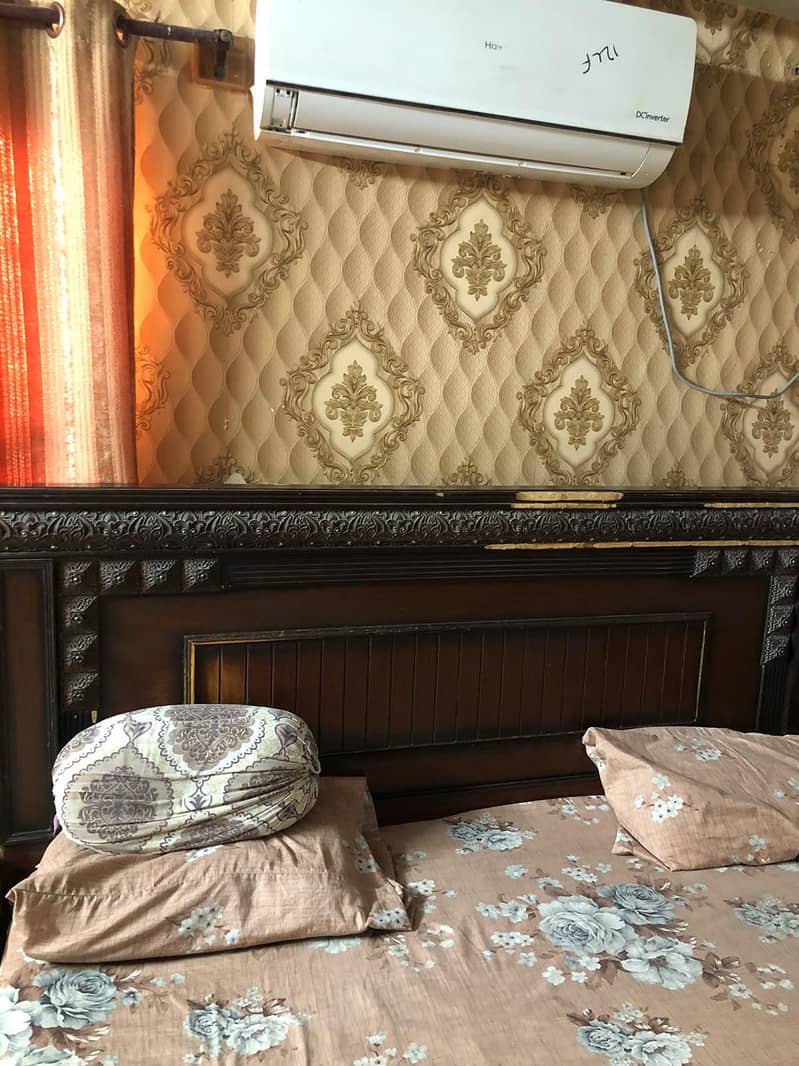 bedset available 1