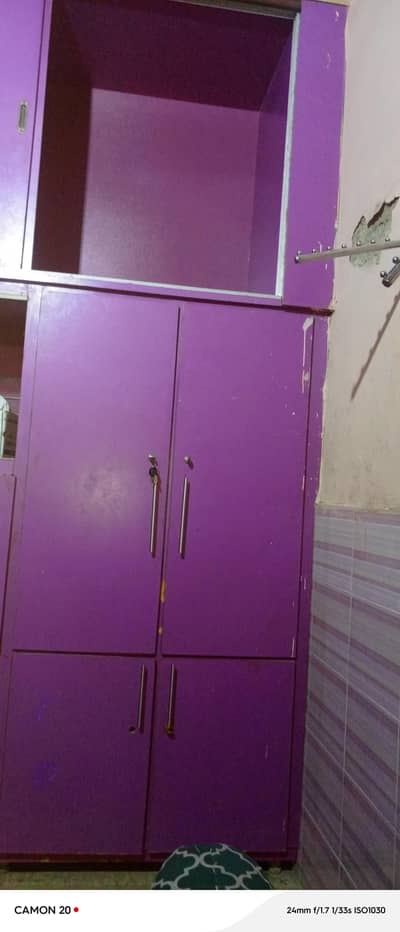 Lasani sheet made closet