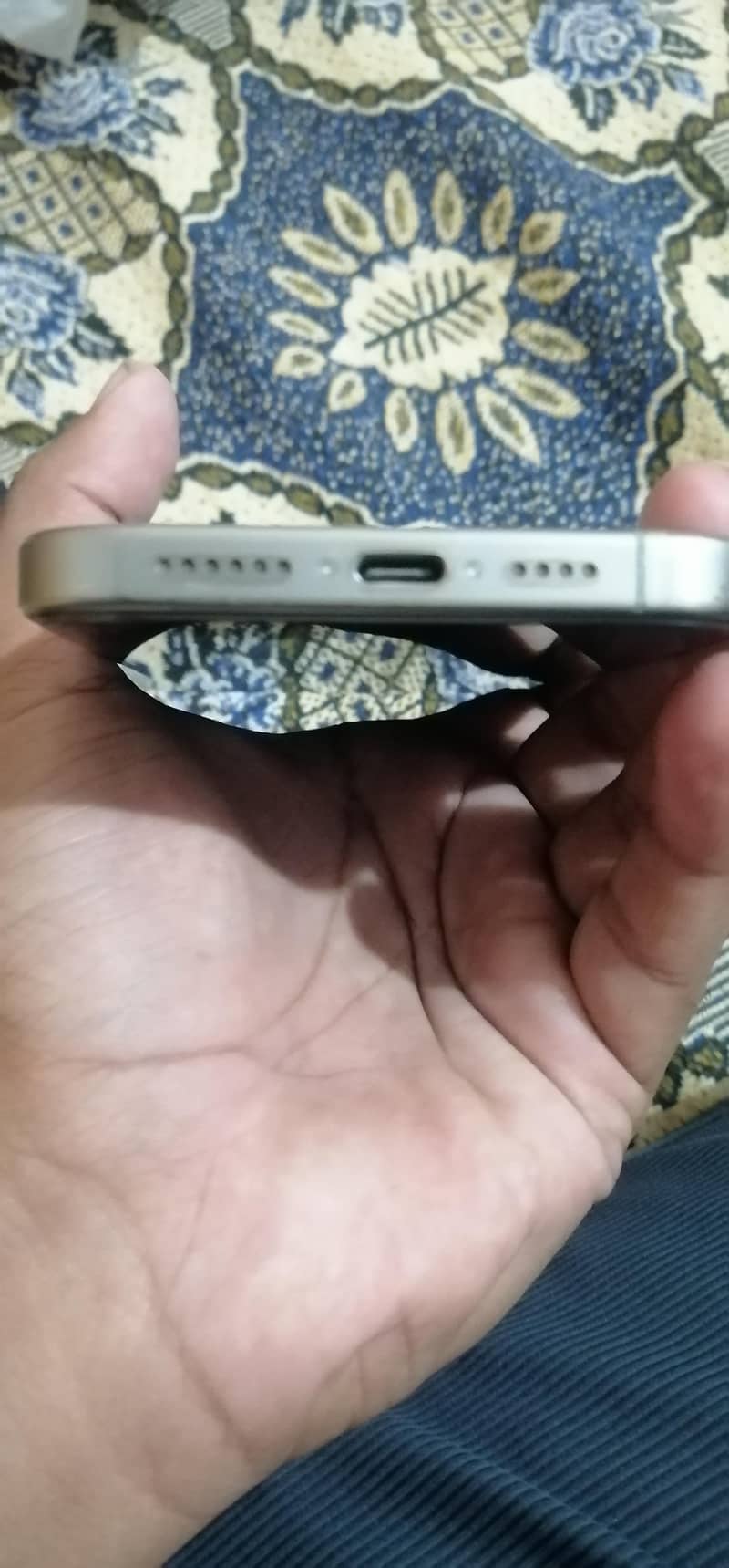 Apple iPhone 15 Pro Max 1