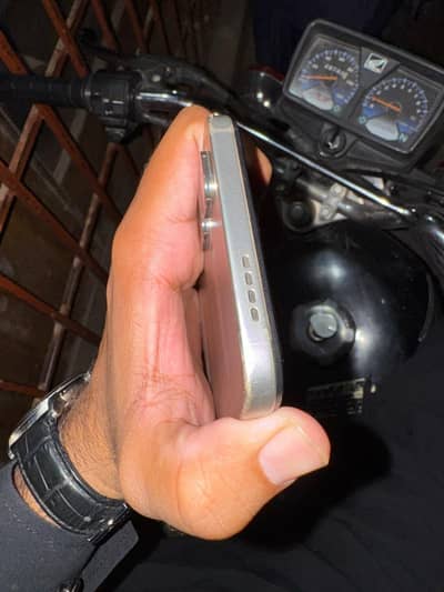 Infinix Smart 20