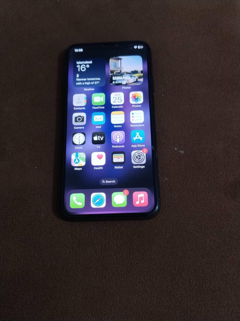 iphone x 10/9 condition 2