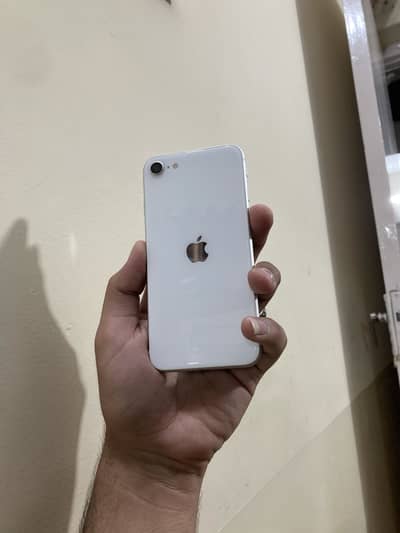 Apple iPhone SE
