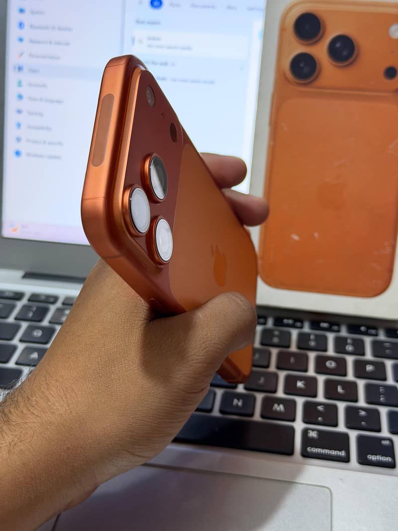 Apple iPhone 17 Pro jv 1