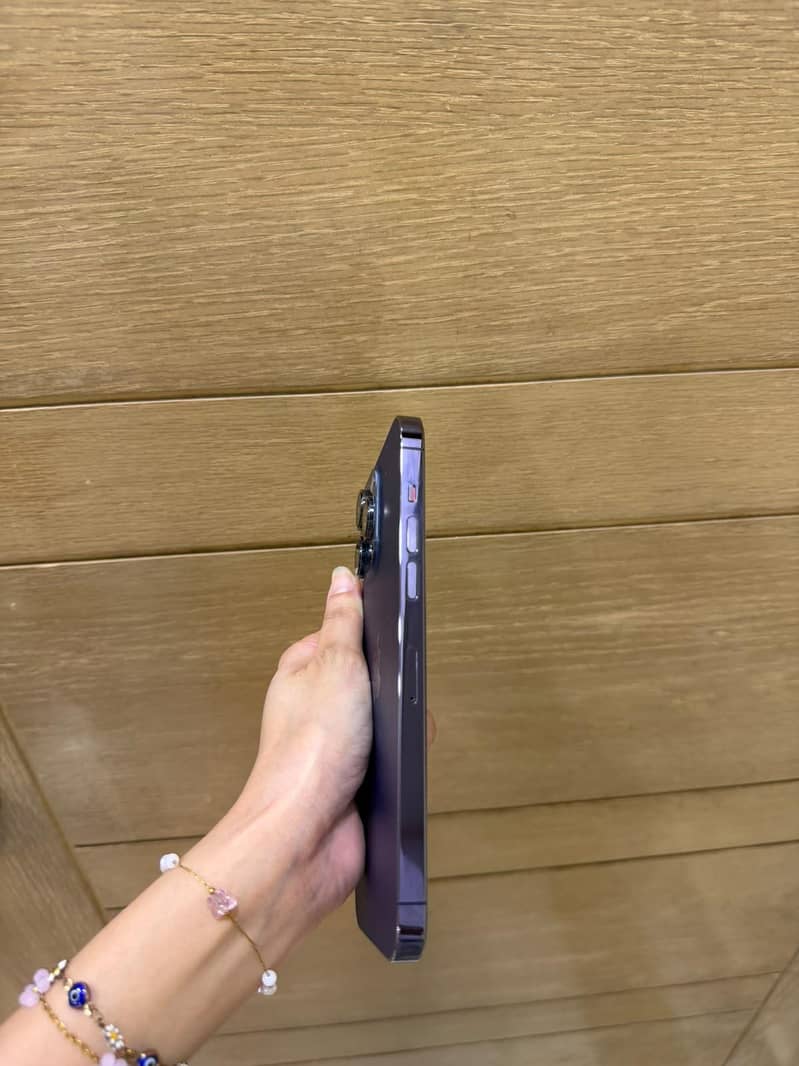 Apple iPhone 14 Pro Max 2
