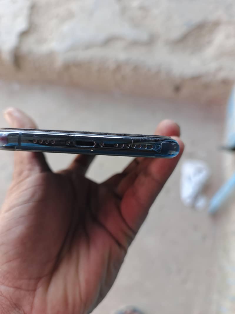 Apple iPhone 11 Pro Max 5