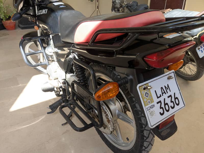 Suzuki 110s 2016 model 5