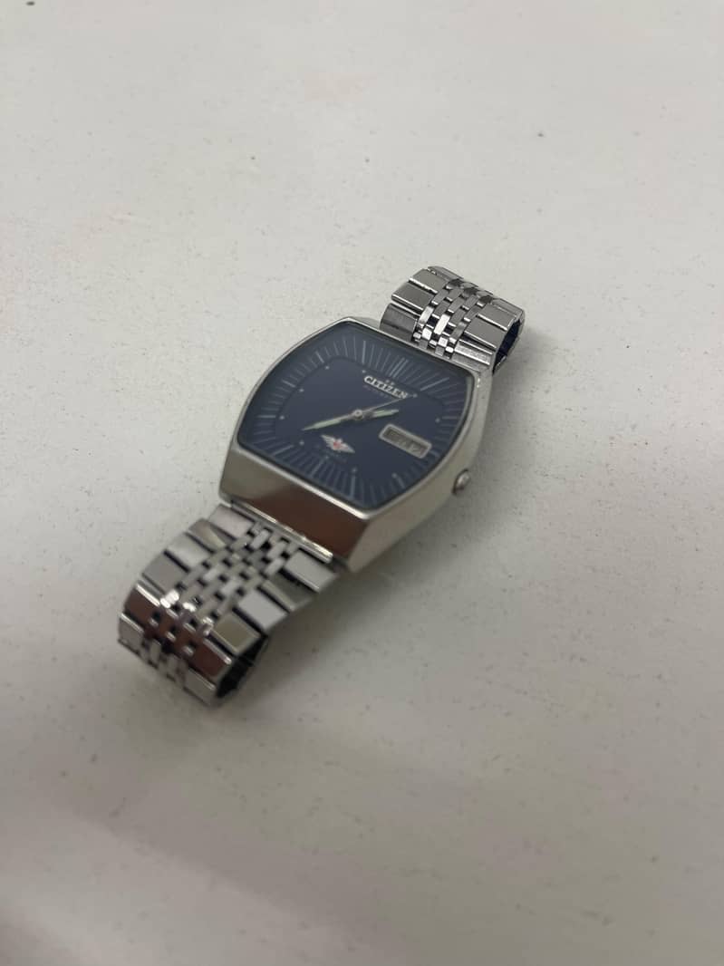 seiko,citizen,casio,edifice casio 9