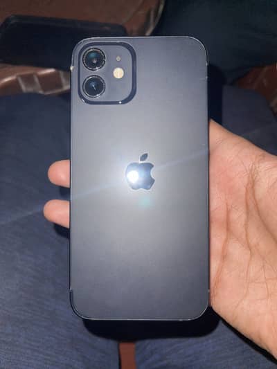 Apple iPhone 12
