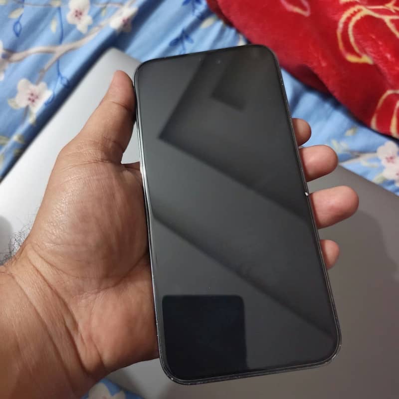 Apple iPhone 14 Pro Max 6