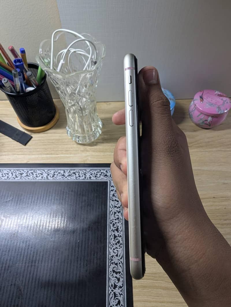 iPhone 11 2