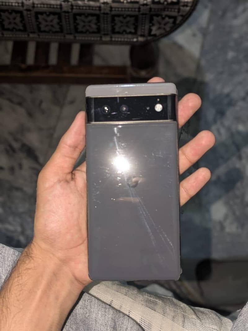 Google Pixel 6 4