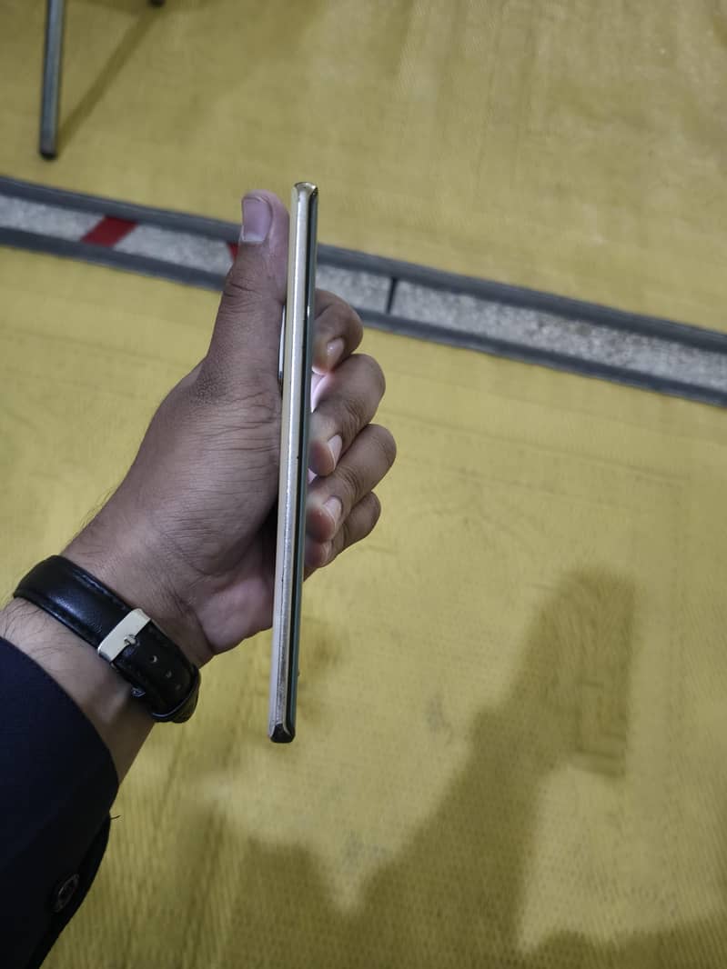 Infinix Zero 30 3