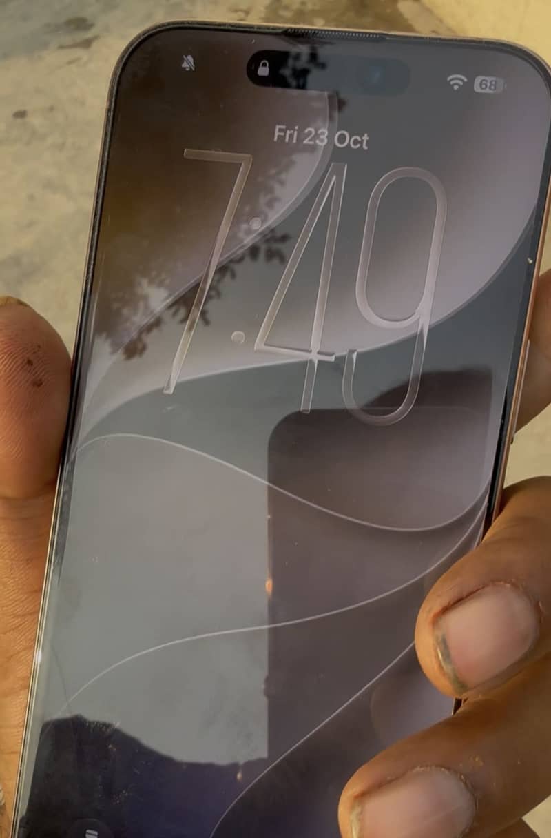 Apple iPhone 16 Pro Max 3
