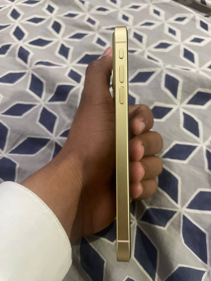 Apple iPhone 17 Pro Max 3