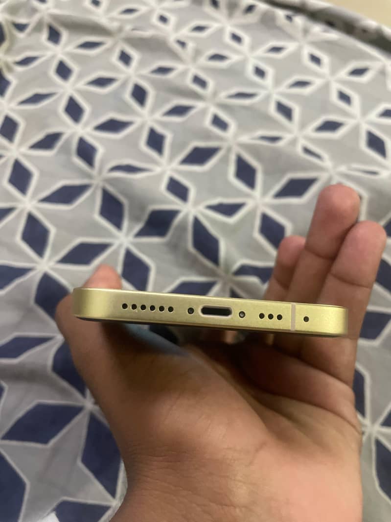 Apple iPhone 17 Pro Max 5