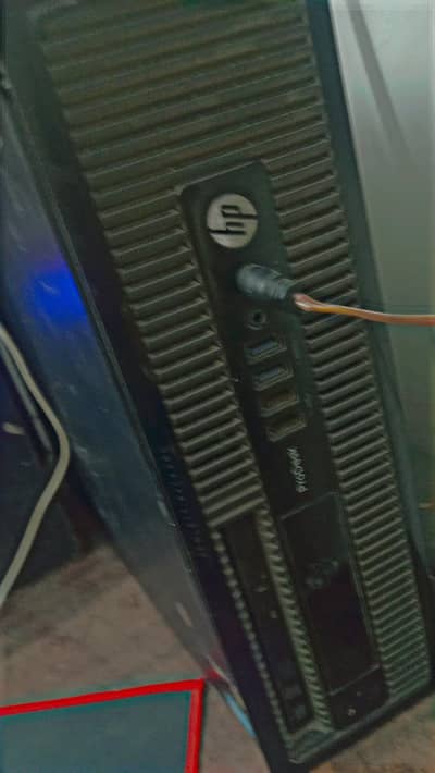 A pack of pc and monitor only 27000
