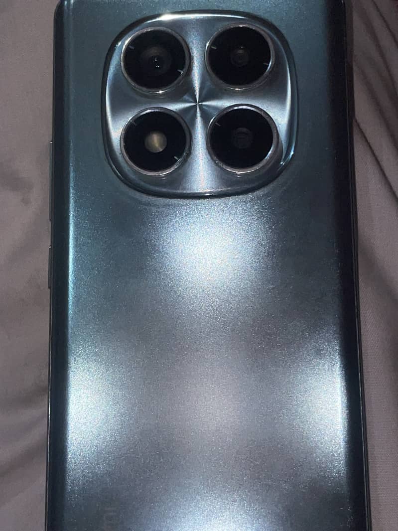 Xiaomi Redmi Note 14 Pro 1