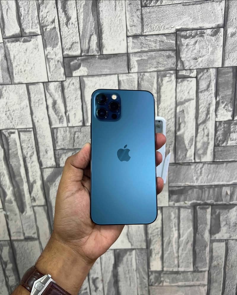 Apple iPhone 12 Pro 0