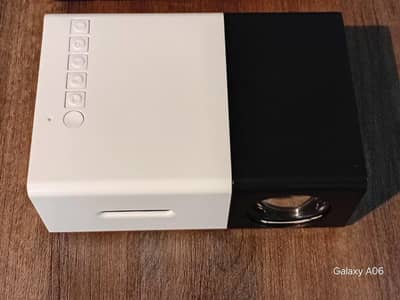 YG300 Mini Portable LED Projector