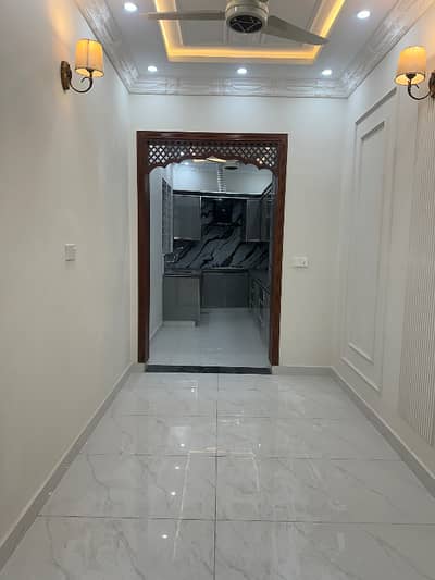 BRAND NEW UPER PORTION FOR RENT