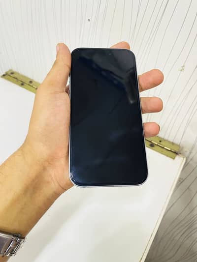 Apple iPhone 15