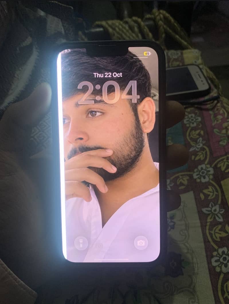 Apple iPhone 13 1