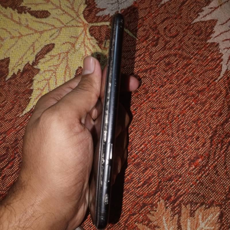 Apple iPhone 7 2