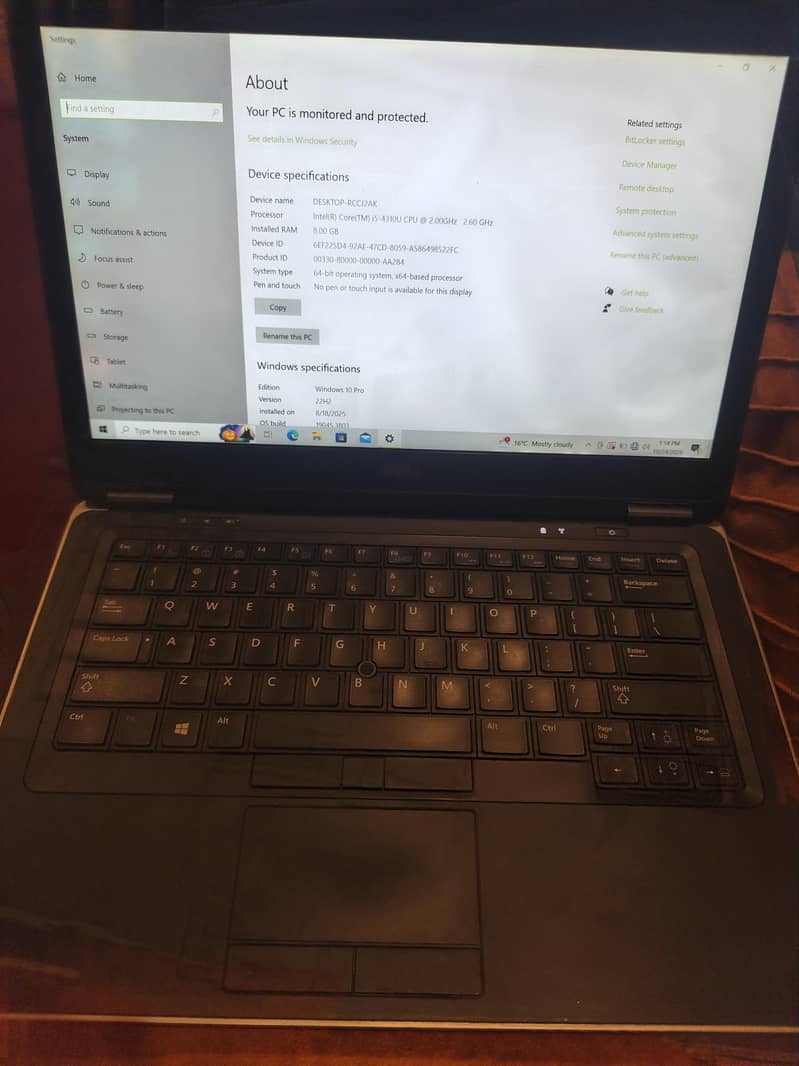 Dell Latitude E-7440 0