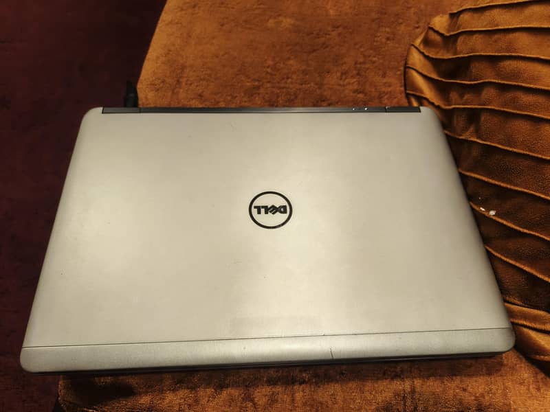 Dell Latitude E-7440 2