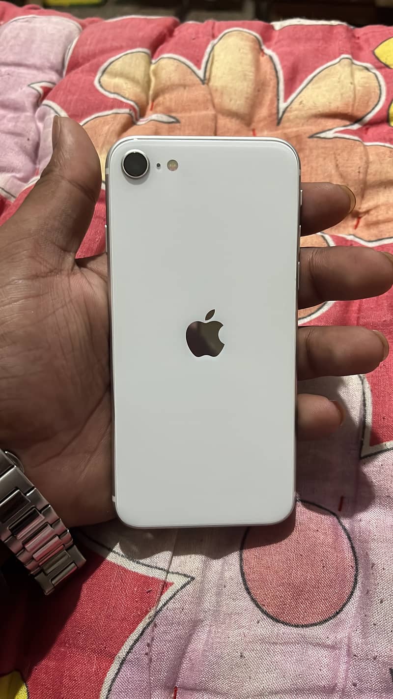 Apple iphone se2020 64 gb - Mobile Phones - 1120231006