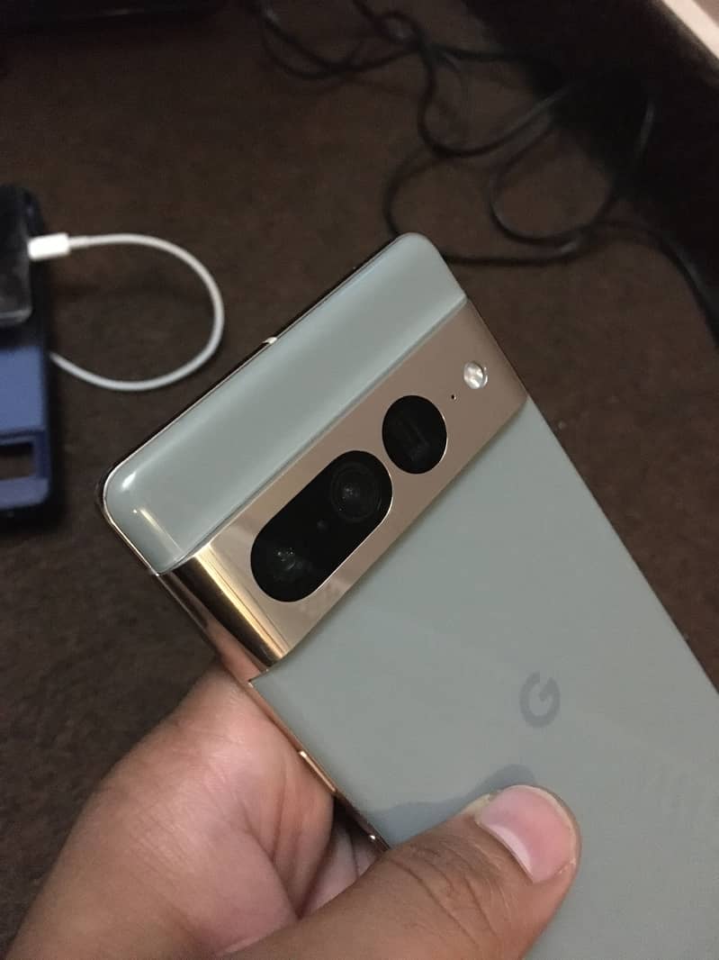 Google Pixel 7 Pro 6