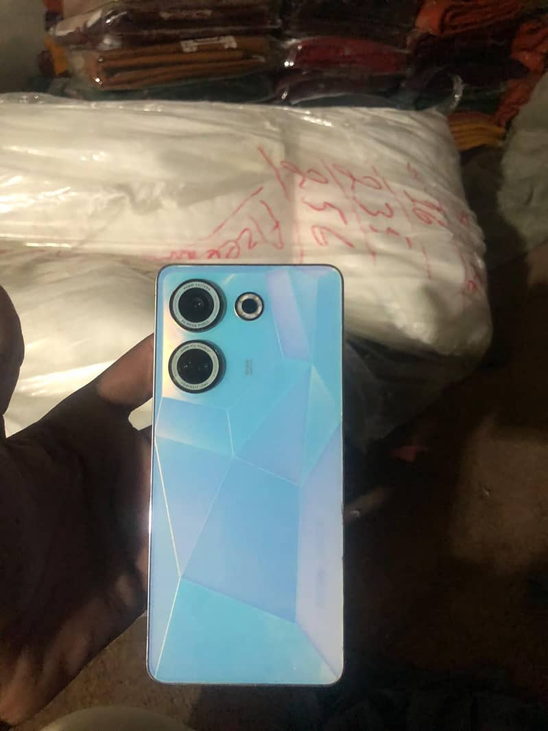 Tecno CAMON 20 Pro 1