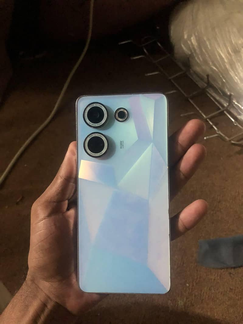 Tecno CAMON 20 Pro 7