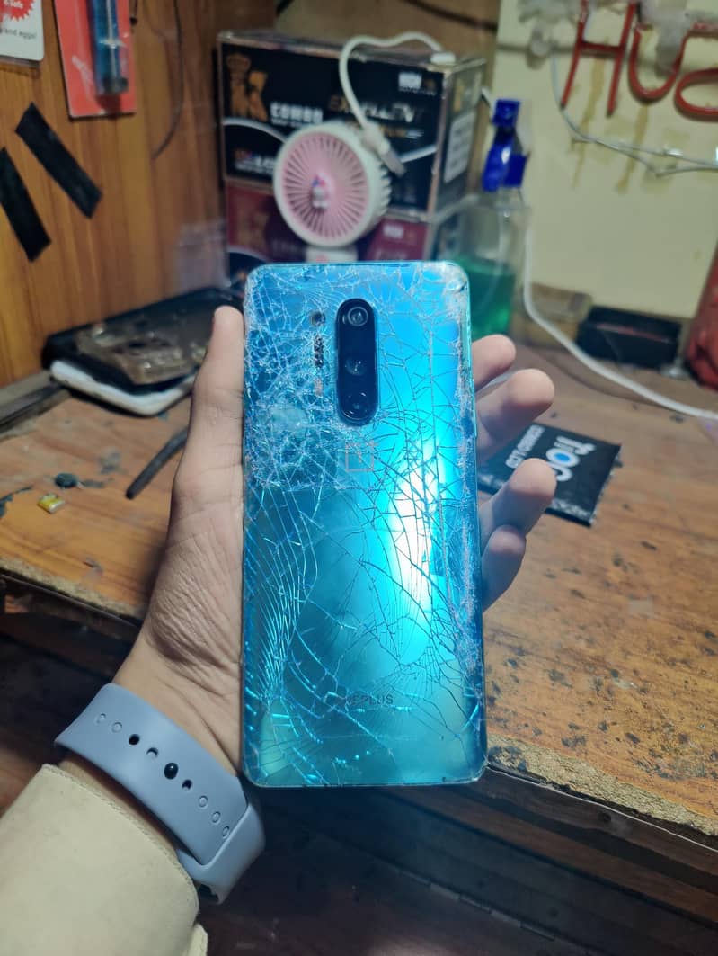 One Plus 8 Pro 0
