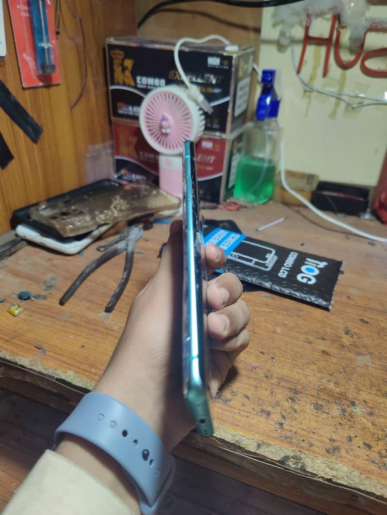 One Plus 8 Pro 3