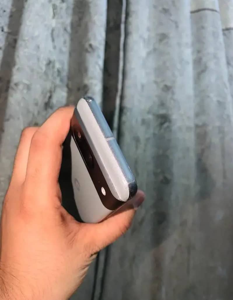 Google Pixel 8 1