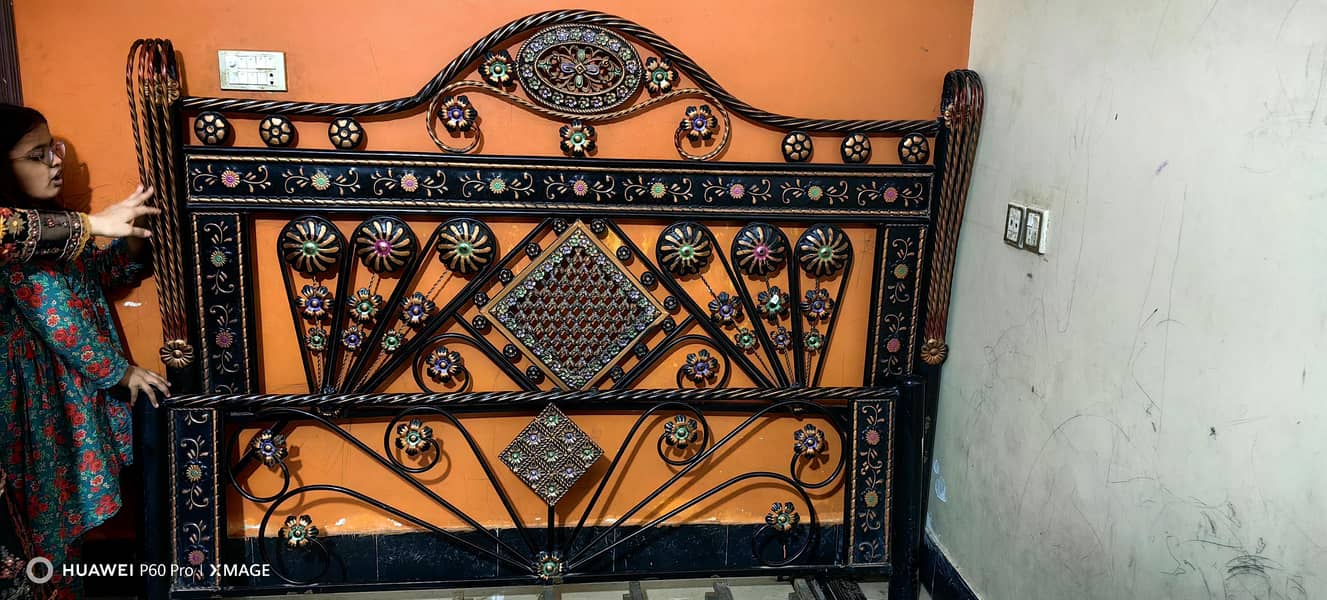 iron bed 1