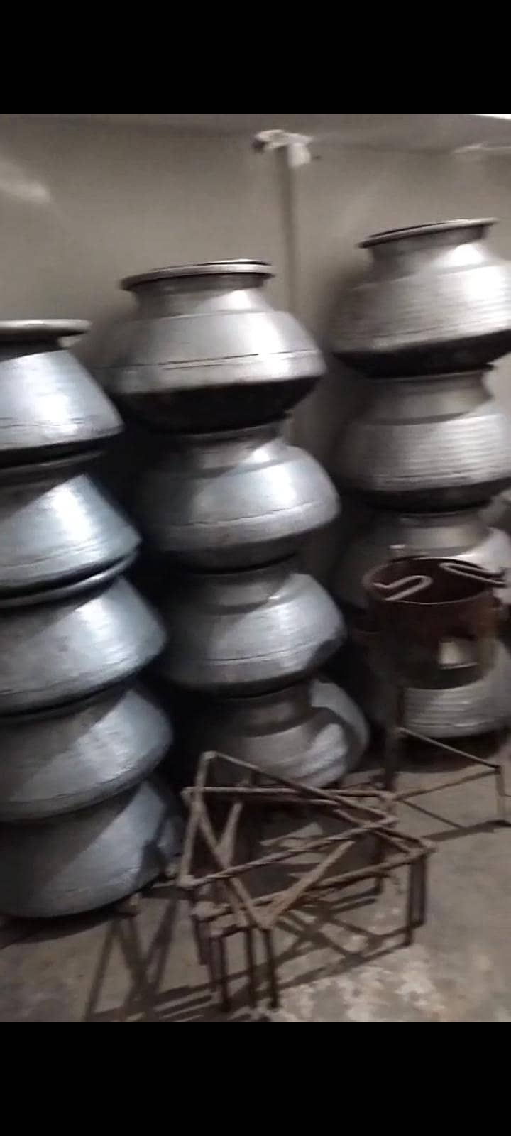 Cauldro/ pot 0