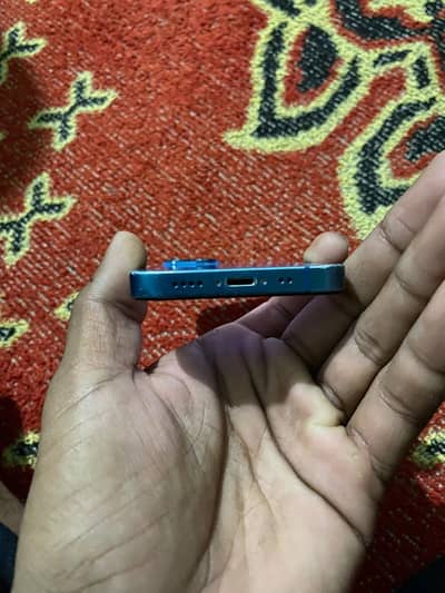 Apple iPhone 13 mini