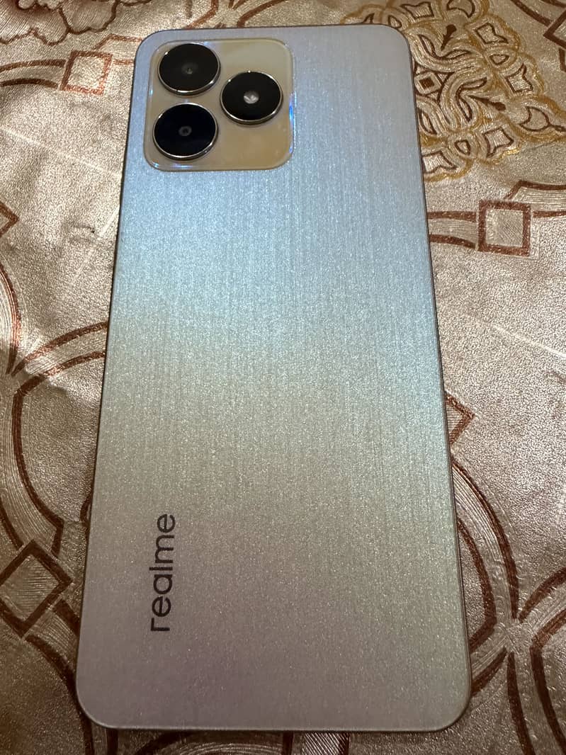 Realme C53 0