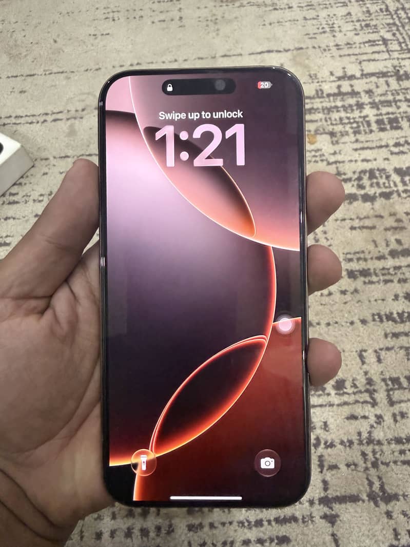 Apple iPhone 16 Pro Max 6